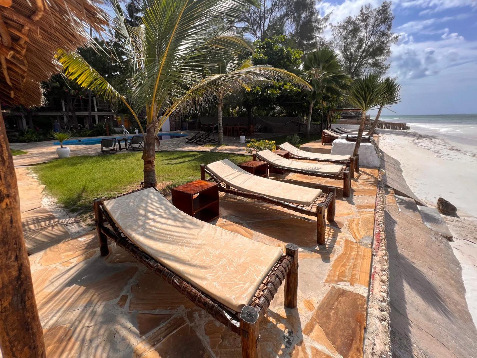 Stone Resort Кивенгва Экстерьер фото